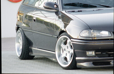 Rieger Tuning sideskirt Links Opel Astra F