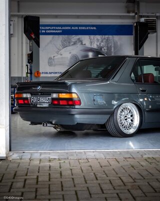 Fox Sportuitlaat BMW E28 535i met katalysator, achterdemper vanaf de katalysator - 2x63 Type 12