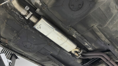 Fox Sportuitlaat BMW E28 520i zonder katalysator, voordemper met flensaansluiting