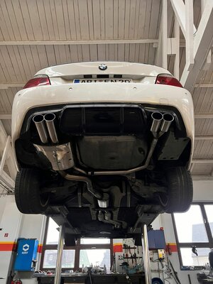 Fox Sportuitlaat BMW E60/61 - 520i/ 523i/ 525i/ 530i Achterdemper, rechter/linker uitlaat - 2x80 Type 10 rechts/links M5-look