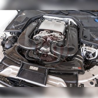 Koolstof inlaatsysteem Mercedes C63 AMG