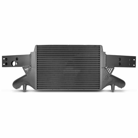 Het wedstrijdpakket voor de Audi TTRS 8S bestaat uit de intercooler upgrade kit EVO 3 en de downpipe kit met 2 extra catpipes (200CPSI).</br>Intercooler-upgradekit 200001136< /b>De krachtige intercooler heeft de volgende kernafmetingen (515 mm x 367 mm x 