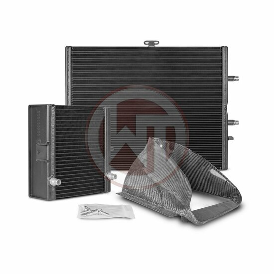 Het wedstrijdpakket voor de BMW M3-M4 bestaat uit de intercooler upgradekit, de waterkoeler upgradekit en de downpipekit. Het is compatibel met de volgende voertuigen.BMW M3 F80 S55 motor 317-331KW/431-450PS (2014-2018)BMW M4 F82 S55 motor 317-368KW/431-5