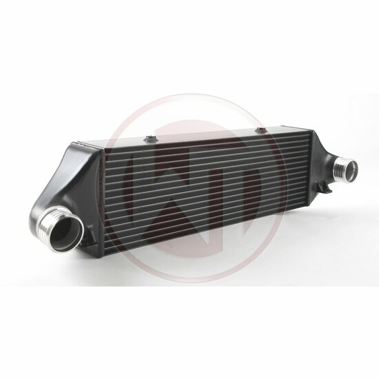 Ontketen de ware kracht van uw Ford Focus MK3 met onze Competition High Performance Intercooler Kit! </br>Uw Ford Focus MK3 ver