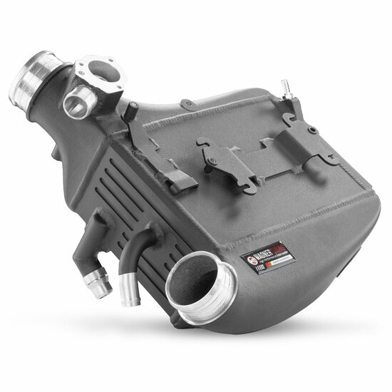 Wees klaar voor de zomer met onze gloednieuwe Wagner Tuning Performance Intercooler KIt incl. Luchtinlaatsysteem voor Mercedes 