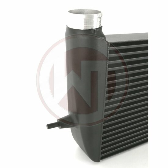 Revolutionaire prestaties en koeling - De Wagner Tuning hoogwaardige intercooler voor uw Mitsubishi Evolution X. </br>Wilt u uw Mitsubishi Evolution X een indrukwekkende prestatieboost en verbeterde koeling geven? De krachtige intercooler is het antwoord 