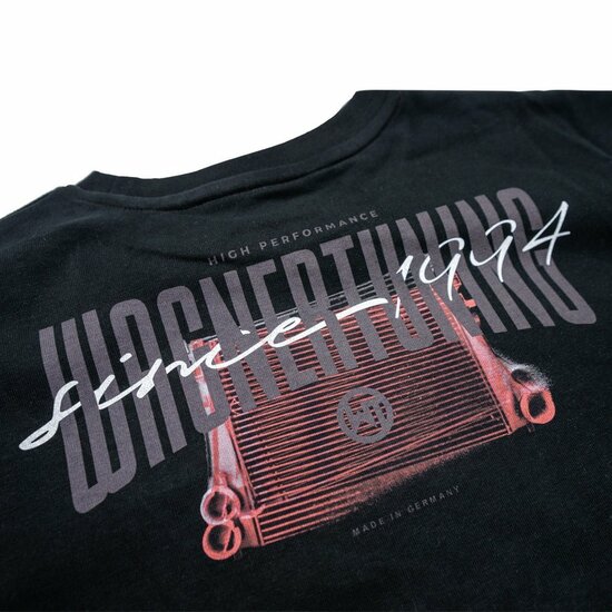 Wagner Tuning Classic Black T-shirt - Stijlvol en robuust</br>Het Wagner Tuning Classic Black T-shirt combineert tijdloos design met hoogwaardige afwerking en is de perfecte metgezel voor iedereen die waardeert stijl en kwaliteit.Producthighlights:Opvalle