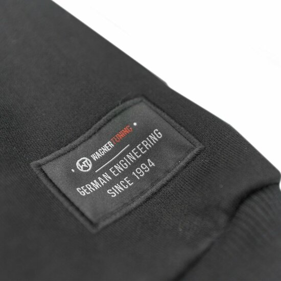 Wagner Tuning Classic Black Hoodie - stijl ontmoet comfort</br>De Wagner Tuning Classic Black Hoodie combineert stedelijke stijl met maximaal comfort en is de perfect kledingstuk voor koude dagen of ontspannen avonden.Product highlights:Opvallend design: 