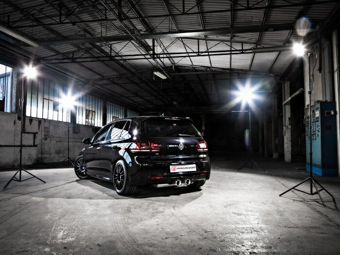 Stainless steel rear silencer with central round tail pipe 2 / 102 mm&nbsp;&nbsp; Oversized exhaust pipe diameter 76 mm