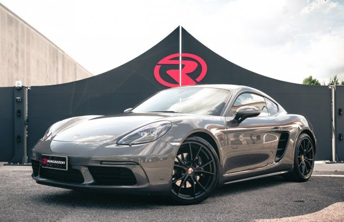 Vervangingspijp voor katalysator van rvs inclusief verwijdering van het roetfilter alle originele aansluitingen voor de sensoren zijn beschikbaar vereist ecu-remapping