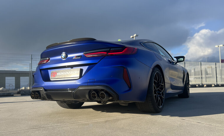 Stainless steel rear tubes group N left/right each with round Sport Line Black tail pipe 2x102 mm staggered Exclusion of the OEM valve. The original valve actuator must be disconnected from the exhaust with the attachment of the supplied emulator.