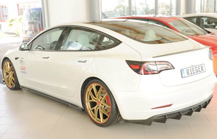 Rieger Tuning sideskirt aanzetstuk Links Tesla Model 3