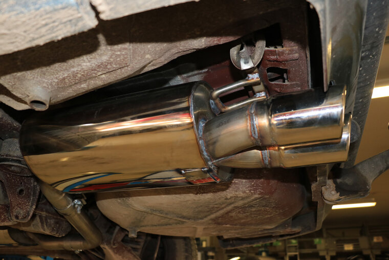 Fox Sportuitlaat Mercedes 190 W201 achterdemper - 2x76 Type 16