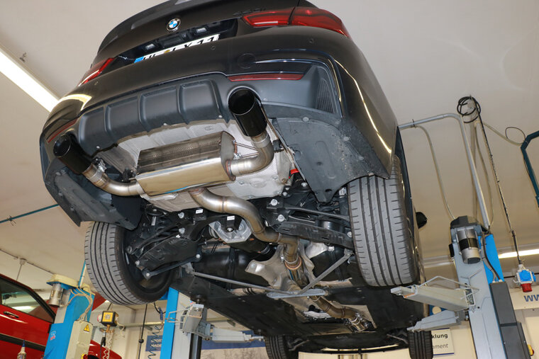 Fox Sportuitlaat BMW F36 - 440i xDrive Grand Coupe - M-pakket Achterdemper dwarsuitlaat rechts/links - 1x100 Type 25 rechts/links zwart ge&euml;mailleerd - met uitlaatklep in de linker uitlaatpijp