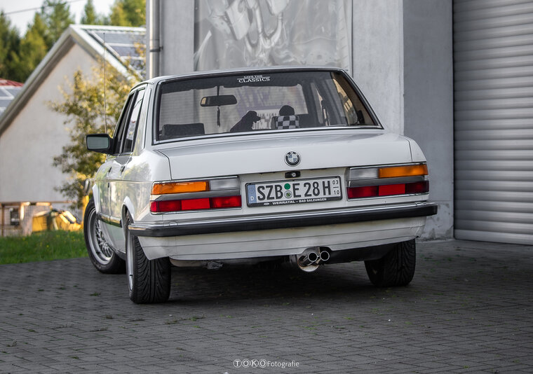 Fox Sportuitlaat BMW E28 518i achterdemper zonder katalysator - 2x55 Type 10