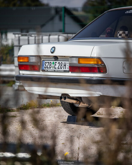 Fox Sportuitlaat BMW E28 525e met katalysator en achterdemper - 2x55 Type 10