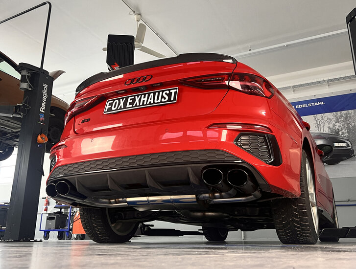 Fox Sportuitlaat Audi S3 GY - Sedan Half uitlaatsysteem van OPF met uitlaatkleppen - 2x115x85 Type 32 rechter/linker uitlaatpijpen zwart ge&euml;mailleerd