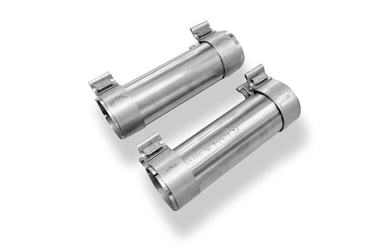 Fox Sportuitlaat Audi A8/S8 Type D2 2x adapter lange wielbasis - wordt geplaatst tussen de katalysatoren en de drukwisselleiding.