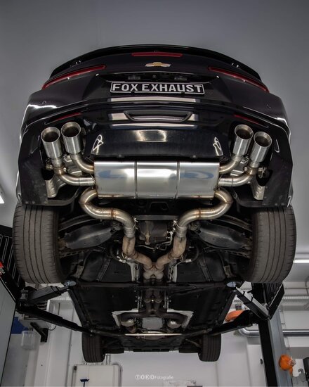 Fox Sportuitlaat Chevrolet Camaro - A1XC dwarsgeplaatste achterdemper, uitlaat rechts/links met 2 uitlaatkleppen - 2x100 Type 25 rechts/links