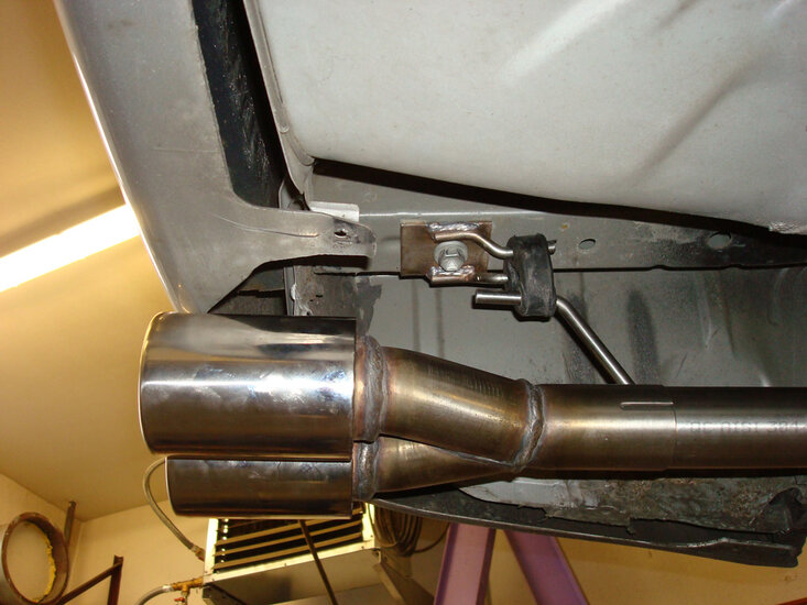 Fox Sportuitlaat Toyota Corolla E12 Combi Achterdemper Rechts/Links Uitlaat - 2x80 Type 13 Rechts/Links