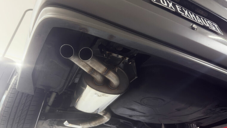 Fox Sportuitlaat Mercedes E-Klasse 124 achterdemper &Oslash;70mm - 2x55 Type 28 (Diesel-look - niet zichtbaar vanaf de achterkant)