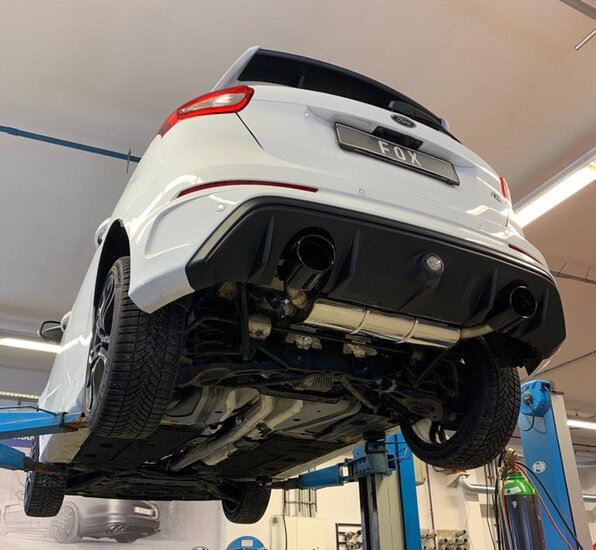 Fox Sportuitlaat Achterdemper Ford Focus MK3 RS, dwarsuitlaat rechts/links met uitlaatklep - 129x106 Type 32 rechts/links zwart ge&euml;mailleerd