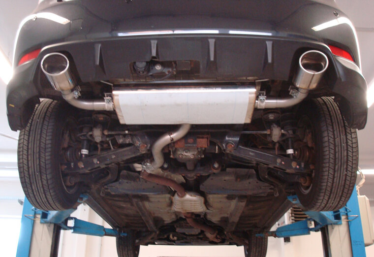 Fox Sportuitlaat Subaru Impreza GR AWD - Achterdemper Hatchback Dwarsuitlaat Rechts/Links - 115x85 Type 32 Rechts/Links