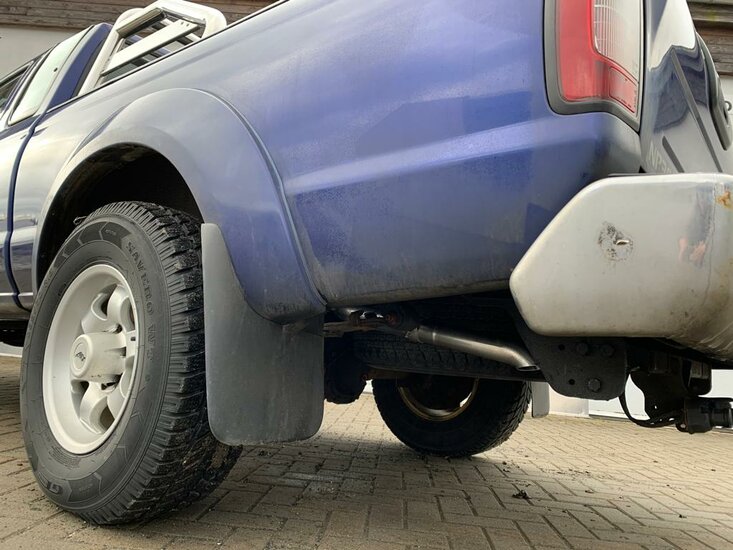 Fox Sportuitlaat Nissan NP300 Pickup 4WD - D22 Achterdemper - 1x55 Type 26 (zijuitgang)