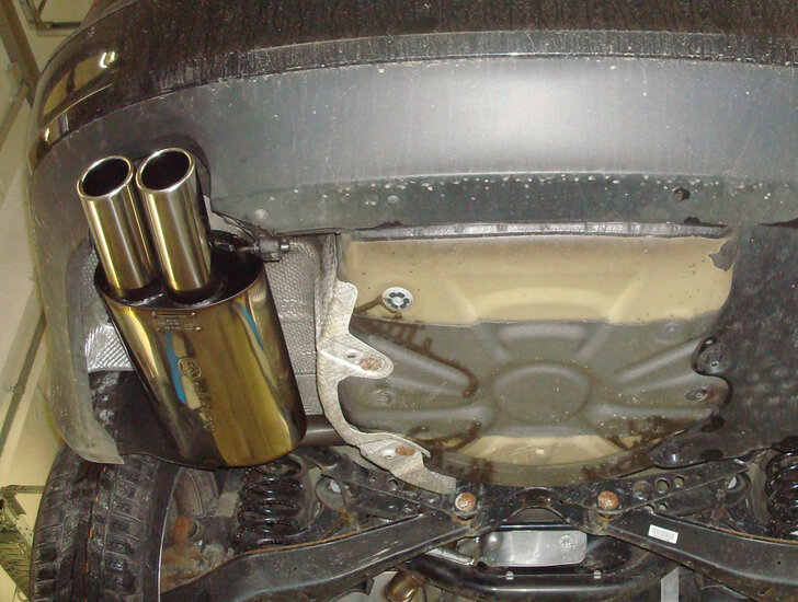 Fox Sportuitlaat Skoda Octavia Type 1Z incl. facelift achterdemper, &eacute;&eacute;n zijde - 2x76 Type 17
