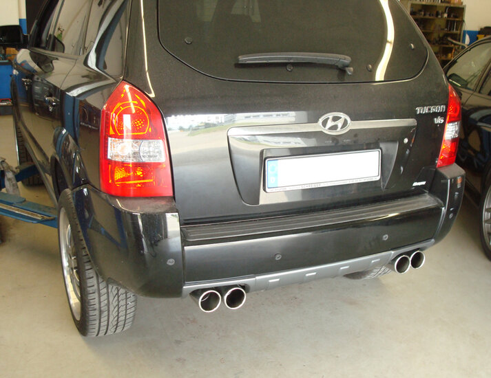 Fox Sportuitlaat Hyundai Tucson vierwielaandrijving 2.7L - JM achterdemper dwarsuitgang rechts/links - 2x90 type 12 rechts/links