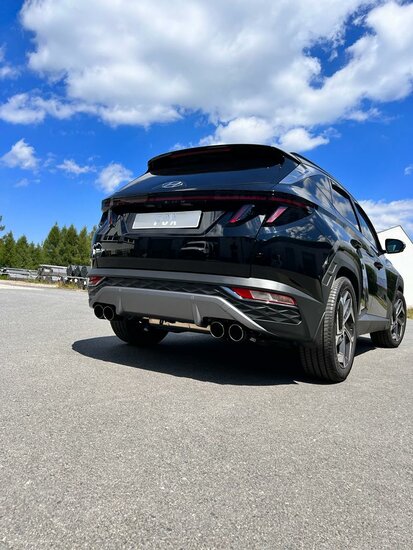 Fox Sportuitlaat Hyundai Tucson NX4 - 4x2 &amp; 4x4 Achterdemper - 4x90 Type 14 met zwarte afdekkingen 4x100mm