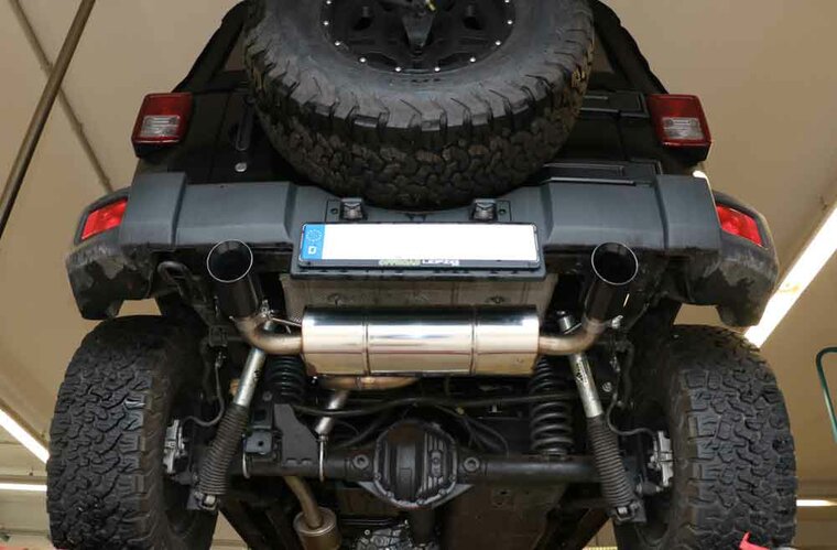 Fox Sportuitlaat Jeep Wrangler III - JK Achterdemper Dwarsuitgang Rechts/Links - 1x100 Type 25 Rechts/Links Matzwart Keramisch Gecoat
