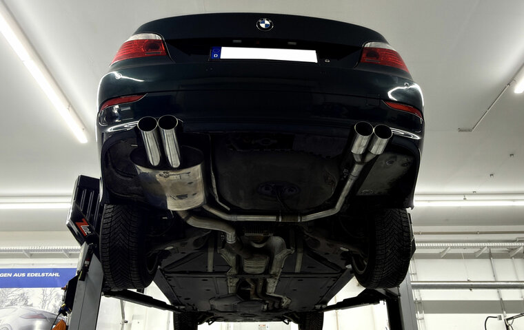 Fox Sportuitlaat FOX Sport uitlaat voor BMW E60 - 520i/ 523i/ 525i/ 530i Achterdemper Rechts/Links Uitlaat - 2x80 Type 10 Rechts/Links M5 Look