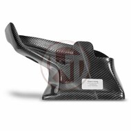 Haal het volledige potentieel uit uw Audi RS4 B5 met de revolutionaire Wagner Tuning Evo2 Competition Intercooler Kit. </br>Deze upgrade gaat verder dan alleen prestatieverbetering: het gaat erom uw rijervaring opnieuw vorm te geven en de grenzen te verle