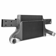 Verbeter de prestaties van uw voertuig met onze krachtige intercooler!</br>Onze krachtige intercooler zet nieuwe normen en tilt uw rijdynamiek naar een nieuw niveau. Met de indrukwekkende maaswijdten van de intercooler van 515 mm x 367 mm x 95 mm (getrapt