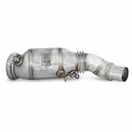 Welkom in de wereld van ultieme prestaties met onze downpipe 200CPSI-katalysator voor uw BMW met de N20-motor. Ontworpen om de grenzen van je rijervaring te verleggen en het rijplezier naar een nieuw niveau te tillen.</br>Optimale diameter van 76 mm: voor