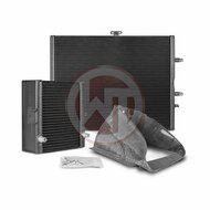 Het wedstrijdpakket voor de BMW M3-M4 bestaat uit de intercooler upgradekit, de waterkoeler upgradekit en de downpipekit. Het is compatibel met de volgende voertuigen.BMW M3 F80 S55 motor 317-331KW/431-450PS (2014-2018)BMW M4 F82 S55 motor 317-368KW/431-5