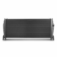 Ervaar een prestatieverbetering en verbeterde koeling met de Wagner Tuning Competition hoogwaardige intercooler voor de Ford Ranger. </br>Met een innovatieve Competition-intercoolerkern (Tube Fin) en indrukwekkende afmetingen van 660 mm x 282 [254] mm x 1