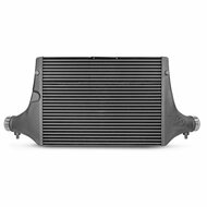Breng het ware potentieel van uw Kia Stinger GT 3.3T-Gdi AWD (EU) tot leven met de COMPETITION CHARGE AIR COOLER KIT! </br>Klaar om de grenzen van uw Kia Stinger GT te verleggen? De hoogwaardige inlaatluchtkoeler van Wagner Tuning met zijn baanbrekende Co