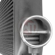 Breng het ware potentieel van uw Kia Stinger GT 3.3T-Gdi AWD (EU) tot leven met de COMPETITION CHARGE AIR COOLER KIT! </br>Klaar om de grenzen van uw Kia Stinger GT te verleggen? De hoogwaardige inlaatluchtkoeler van Wagner Tuning met zijn baanbrekende Co