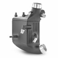 Wees klaar voor de zomer met onze gloednieuwe Wagner Tuning Performance Intercooler KIt incl. Luchtinlaatsysteem voor Mercedes 