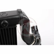 Revolutionaire prestaties voor uw Nissan GT-R R35 - De Competition High Performance Intercooler Kit. </br>Klaar om uw Nissan GT-R R35 een indrukwekkende prestatieboost te geven? De Competition High Performance Intercooler Kit is het antwoord waar u op heb