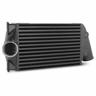 Ontdek ultieme prestaties met onze Performance Intercooler Kit EVO1 voor de Porsche 997 Turbo. </br>Onze Performance high performance intercoolers zijn ontworpen voor echte prestatieliefhebbers die het maximale uit hun Porsche 997 Turbo willen halen. Met 