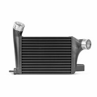 Breng uw voertuig tot leven: de Wagner Tuning hoogwaardige intercooler voor de Renault Clio 4 RS. </br>Als u het maximale uit uw Renault Clio 4 RS wilt halen, is onze krachtige intercooler het antwoord. Hier zijn de indrukwekkende details: Met kernafmetin