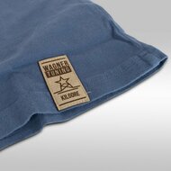 Wagner Tuning T-shirt LONGHORN-ARTWORK - blauwgrijs</br>Het Wagner Tuning T-shirt LONGHORN-ARTWORK in blauwgrijs is meer dan alleen een kledingstuk - het is een statement van individualiteit, stijl en exclusiviteit. Met zijn unieke design en hoogwaardige 