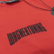 Wagner Tuning High Risk Rood T-shirt - Oversized &amp; Stoer</br>Ervaar de ultieme stijl met het Wagner Tuning High Risk Rood T-shirt. Dit statement-stuk is meer dan alleen een T-shirt - het is een eerbetoon aan de passie en het design van Wagner Tuning.Produ