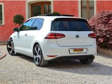 Metallic catalyst 200cpsi group N&nbsp;&nbsp;&nbsp; Oversized exhaust pipe diameter 70 mm Requires ECU remap&nbsp;