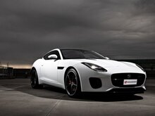 Roestvrijstalen middendemper + roestvrijstalen einddemper met ronde sport line-uitlaatpijp 2x114 mm met vacu&uuml;mgestuurde klep extra grote uitlaatpijpdiameter 70 mm