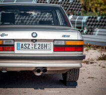 Fox Sportuitlaat BMW E28 520i achterdemper zonder katalysator - 2x88x74 Type 32 zwart ge&euml;mailleerd