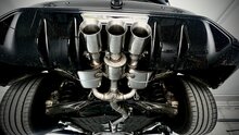 Fox Sportuitlaat Honda Civic 11 Type R 80mm half uitlaatsysteem van OPF, bestaande uit 3 achterdempers met 1 uitlaatklep, 1 middendemper en 1 voordemper. Uitlaatpijpen 3x100mm Type 25.